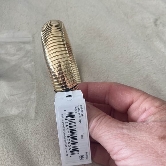 Anne Klein gold toned stretch bracelet - Picture 2 of 6